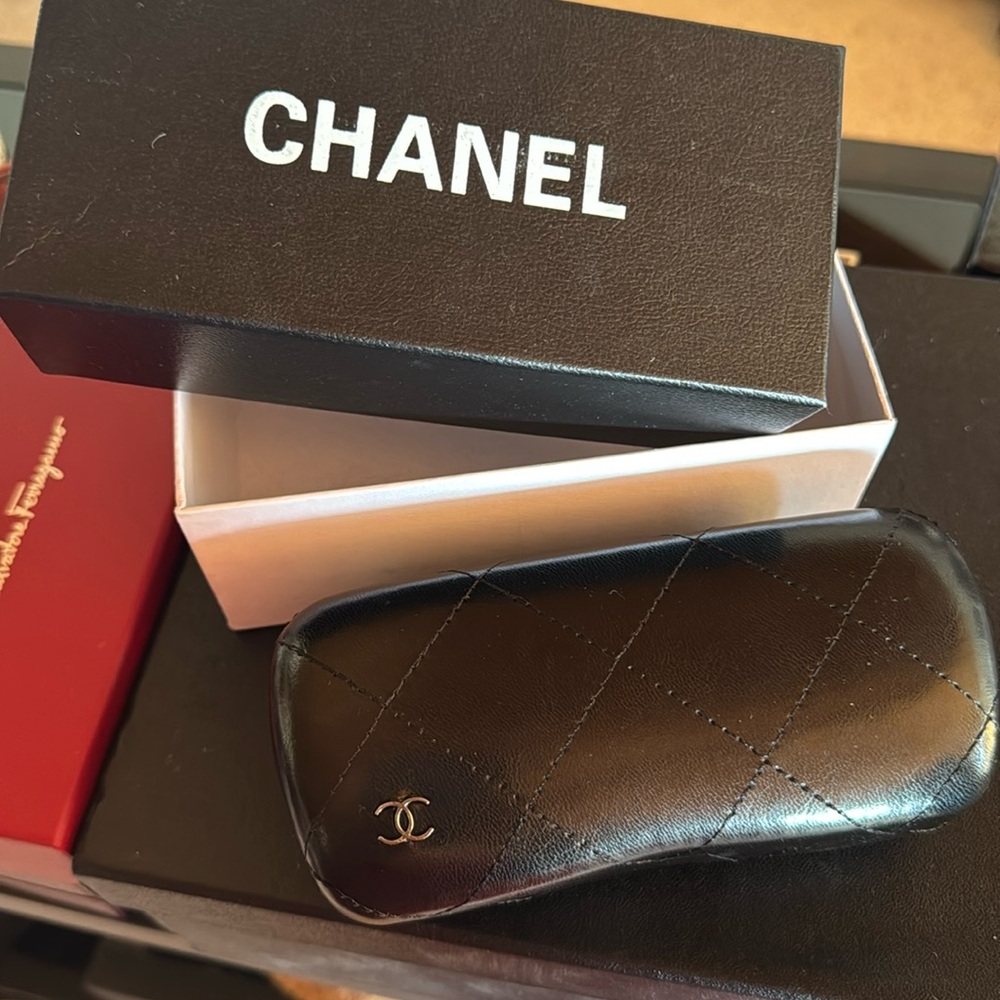 Chanel Eye Glass Case + Cloth + Box, Authentic - Picture 5 of 5